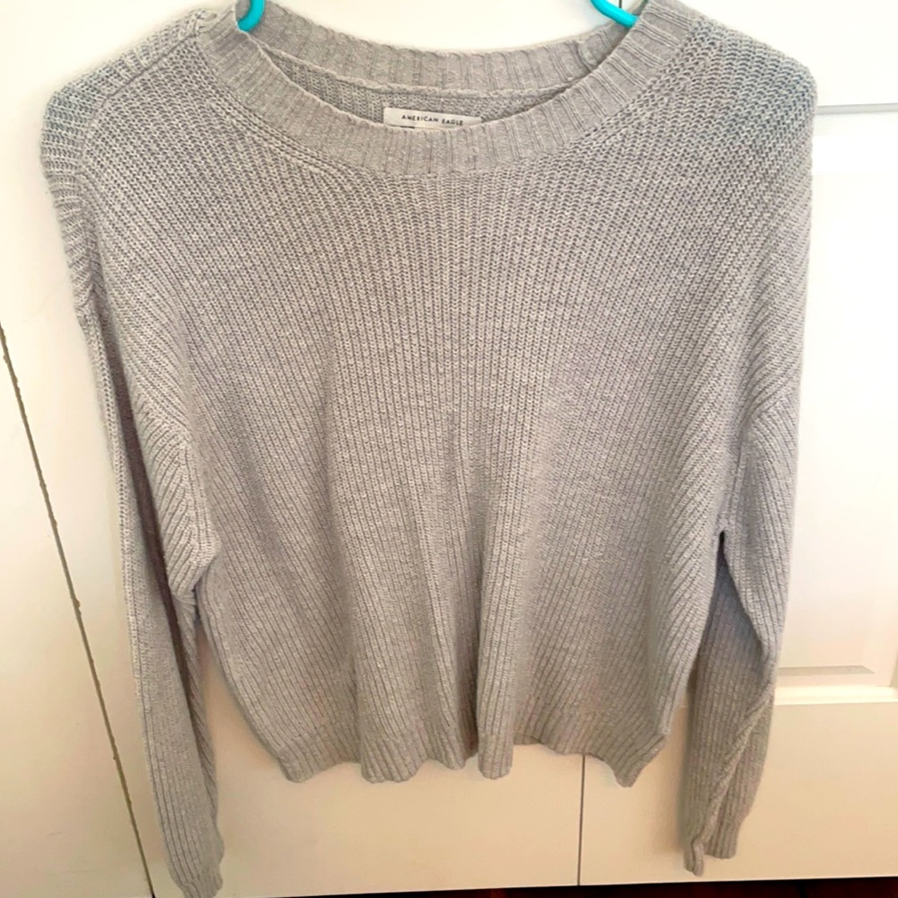 American Eagle sweater